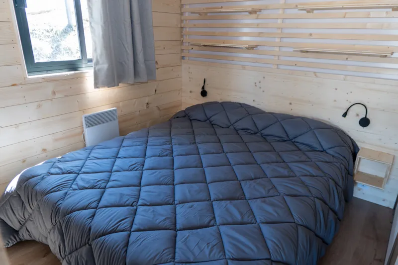 Bungalow Family Wood