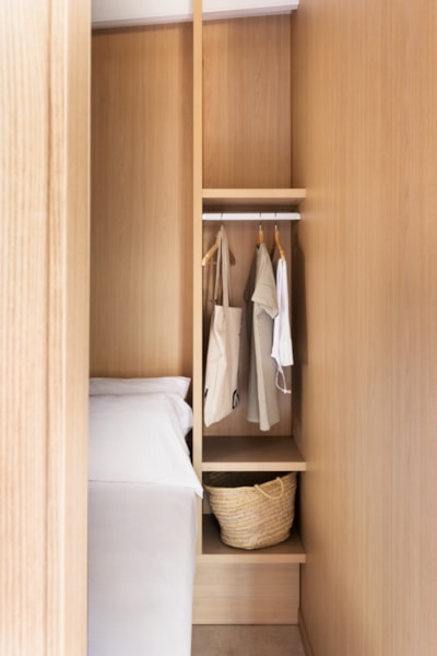 MOBIL HOME FAMILY — 7