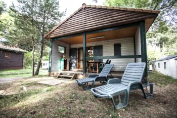 Mietunterkunft - Chalet Terrasse Bestand Aus 5 Personen, Die Durch Einen Kurzfristigen Aufenthalt Geregelt Kapazität - Camping du lac d'Aydat
