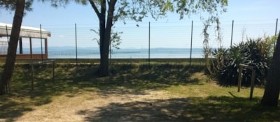 Pitch for Caravan or Camping-car Seafront (Package 2 pers.) — 1