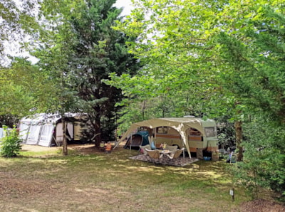 Camping Pitch incl. 10 amps electricity and car