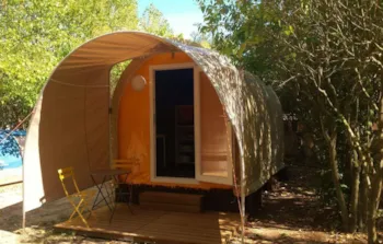 Mietunterkunft - Le Coco 1 Zimmer 12M² Ohne Sanitäranlagen - CAMPING LE PARC