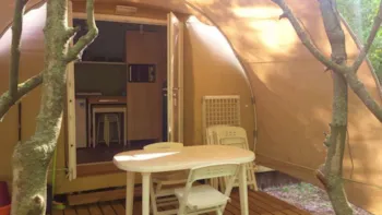 Mietunterkunft - Le Coco 2 Zimmer 16M² Ohne Sanitäranlagen - CAMPING LE PARC