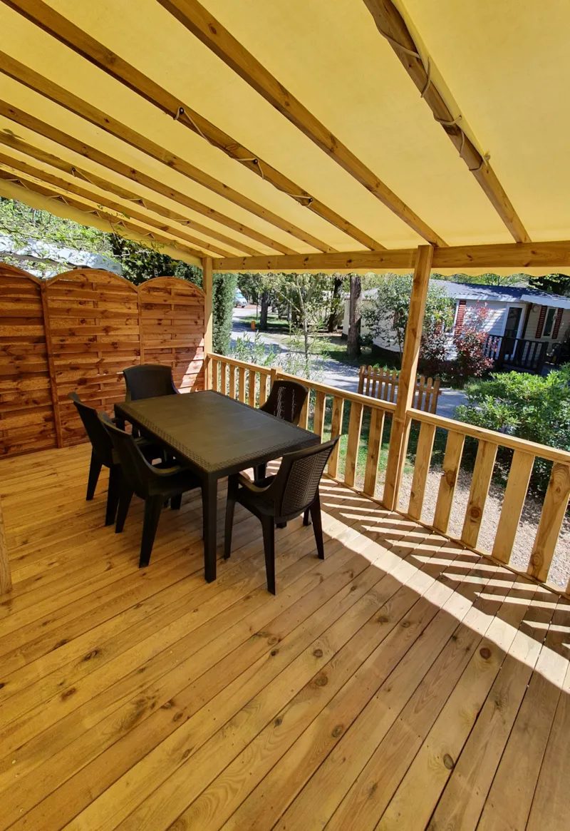 Premium 2 Ch - 30 M² / Terrasse Couverte 15 M²  ( Clim. En Option).