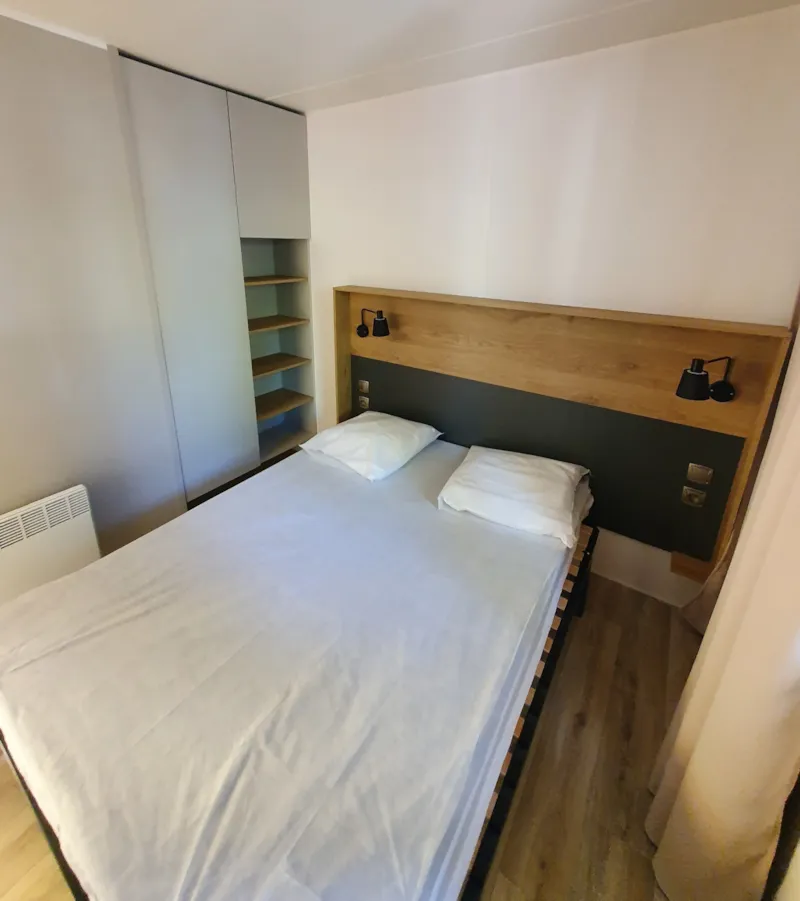 Premium 2 Ch - 30 M² / Terrasse Couverte 15 M²  ( Clim. En Option).