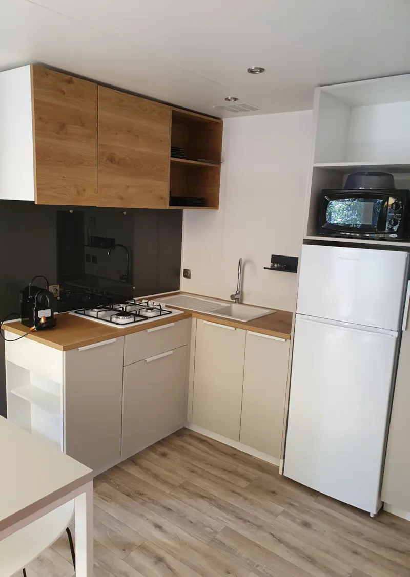 Premium 2 Ch - 30 M² / Terrasse Couverte 15 M²  ( Clim. En Option).