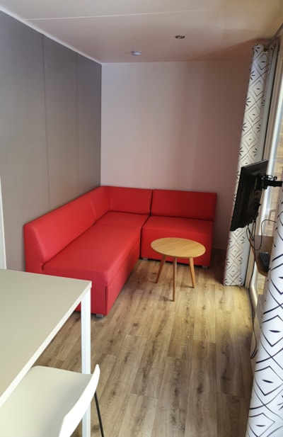 PREMIUM 2 BEDROOMS -30 m² / covered terrace 15  m² — 6