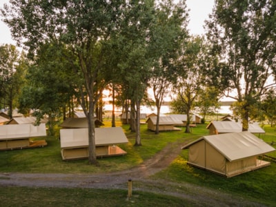 Classic Tent — 8