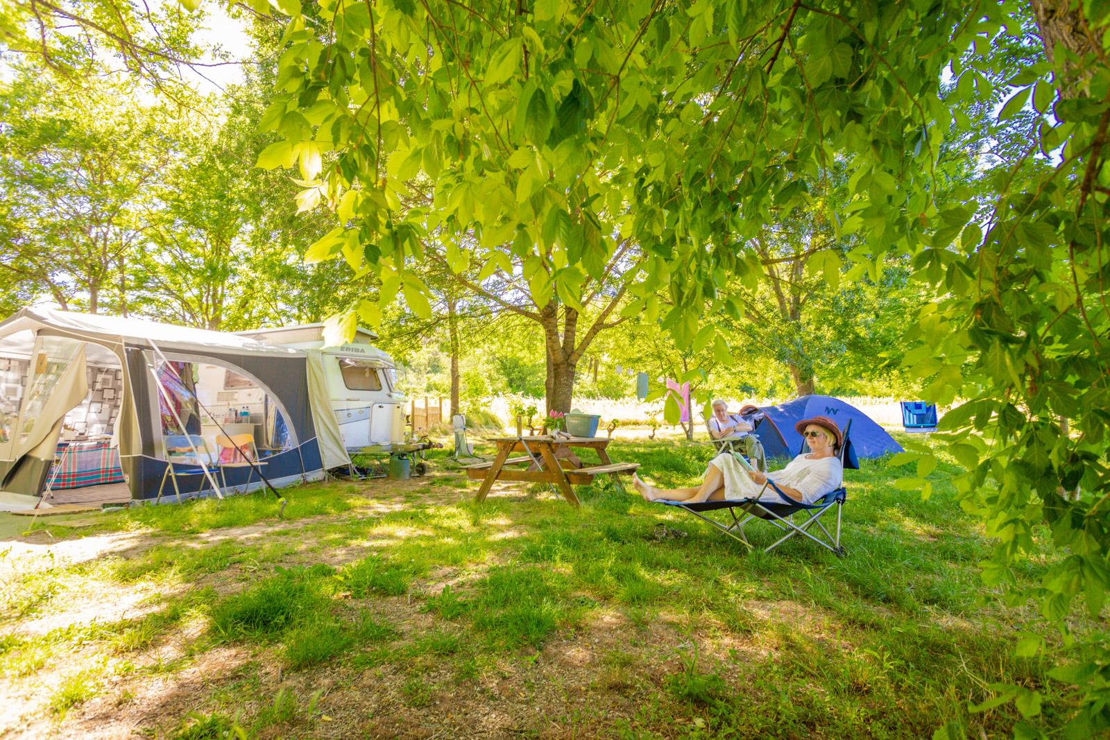 Emplacement - Emplacement Prestige - Camping Le Domaine d'Anglas