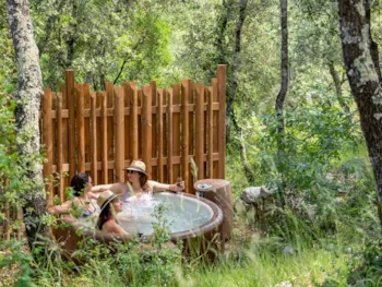 Accommodation - Wine Cottage & Spa - Camping du Domaine D'Anglas