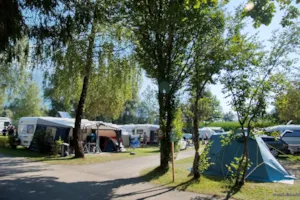 Camping am Waldbad - Ucamping