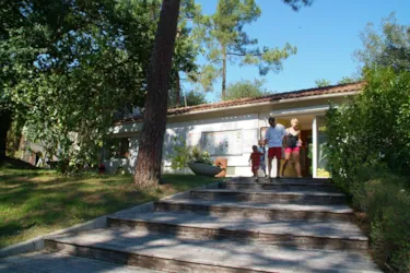 Camping Les Pins de la Coubre - image n°2 - Camping Direct