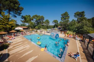 Camping Les Pins de la Coubre - Ucamping