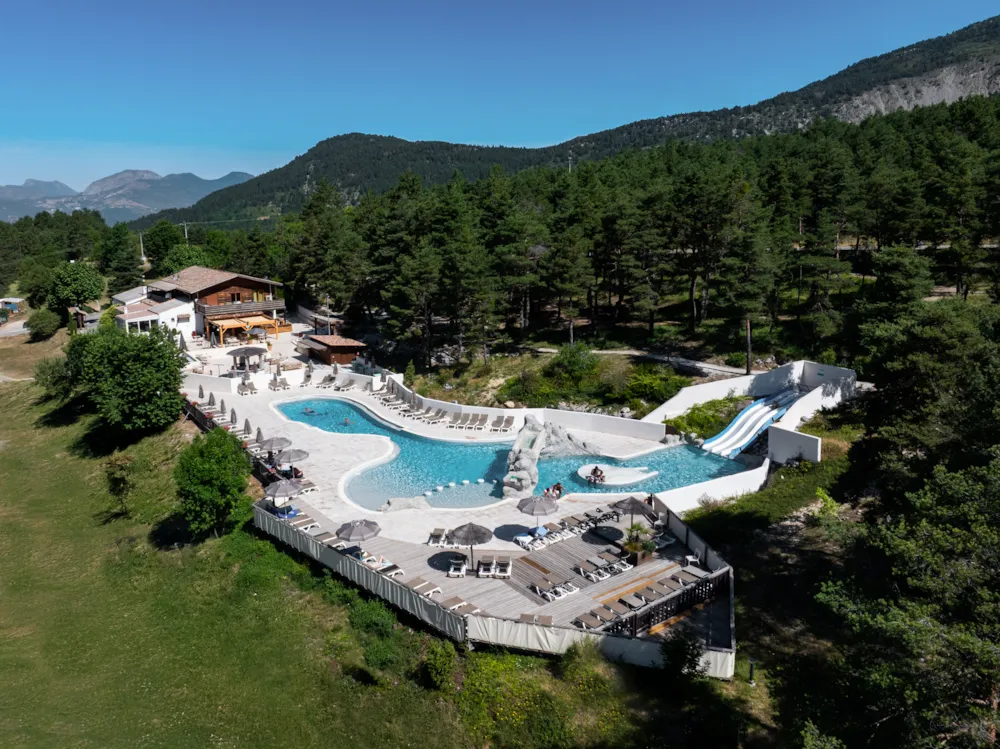 RCN les Collines de Castellane - image n°1 - MyCamping