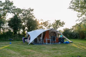 Stellplatz - Stellplatz Komfort - RCN la Ferme du Latois