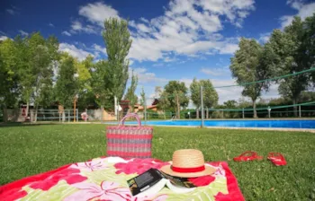 Campingred El Astral - Ucamping