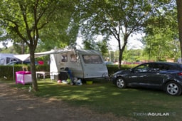 Emplacement - Emplacement Comfort (2 Pers+Voiture+Caravane/Camping-Car) - Campingred El Astral