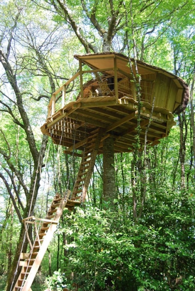 Wooden hut ECHELLE DE LA HULOTTE — 2