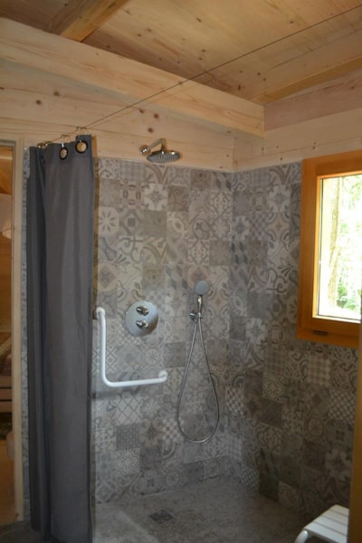 Lodge Cocoon (adapted to the people with reduced mobility) — 6