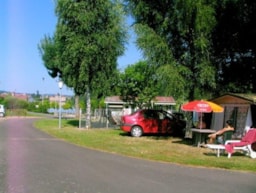 Kampeerplaats(en) - Staanplaatsen - Camping Les Bruyères