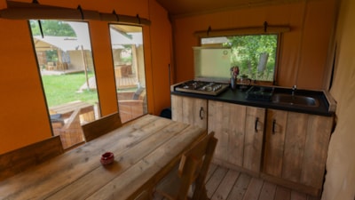 SLOW LODGE - 2 bedrooms without bathroom — 3