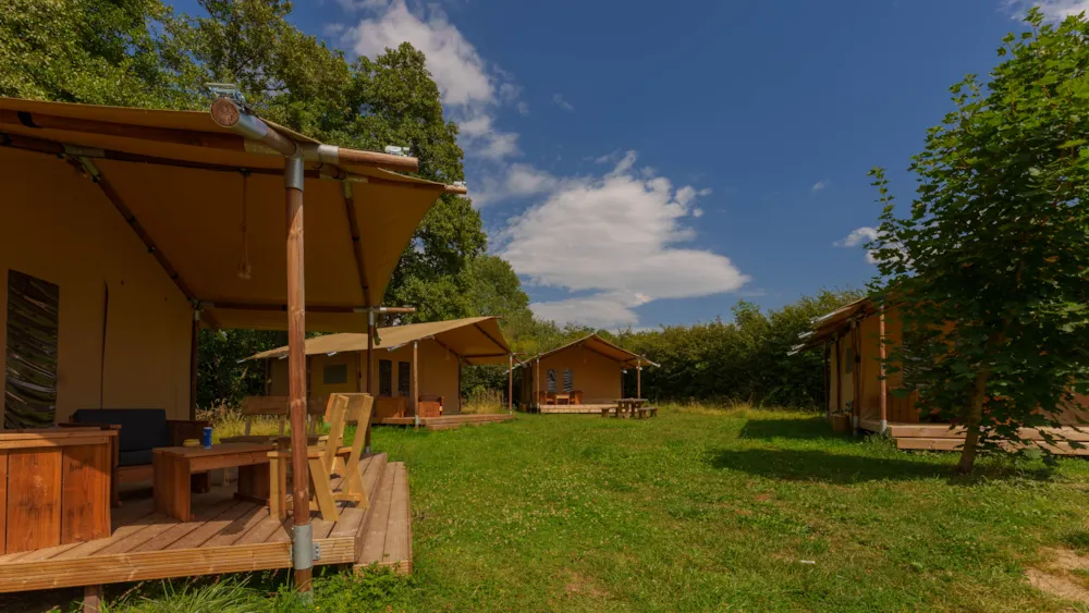 Location - Slow Lodge -  2 Chambres Sans Sanitaire - Camping Seasonova Vittel