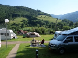 Kampeerplaats(en) - Comfortplaats - Campingplatz Schwarzwaldhorn