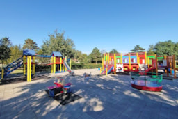 Camping Village Mare Pineta - image n°23 - Roulottes