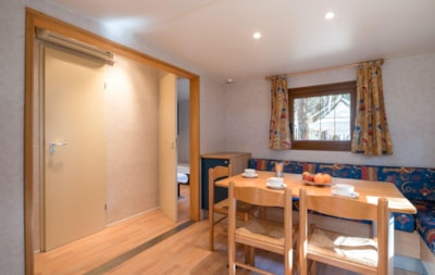 Baia Lux — 2