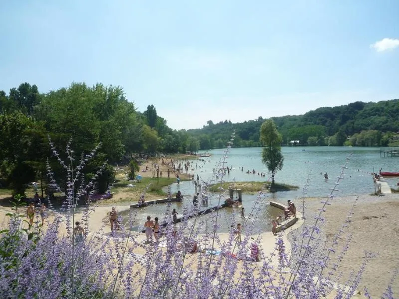 Domaine du Lac de Champos - image n°2 - Drome