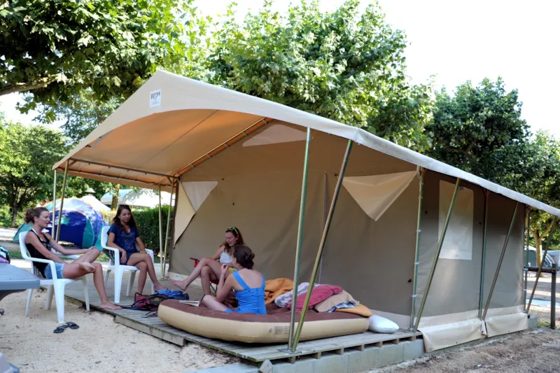 Tente Aménagée Canada