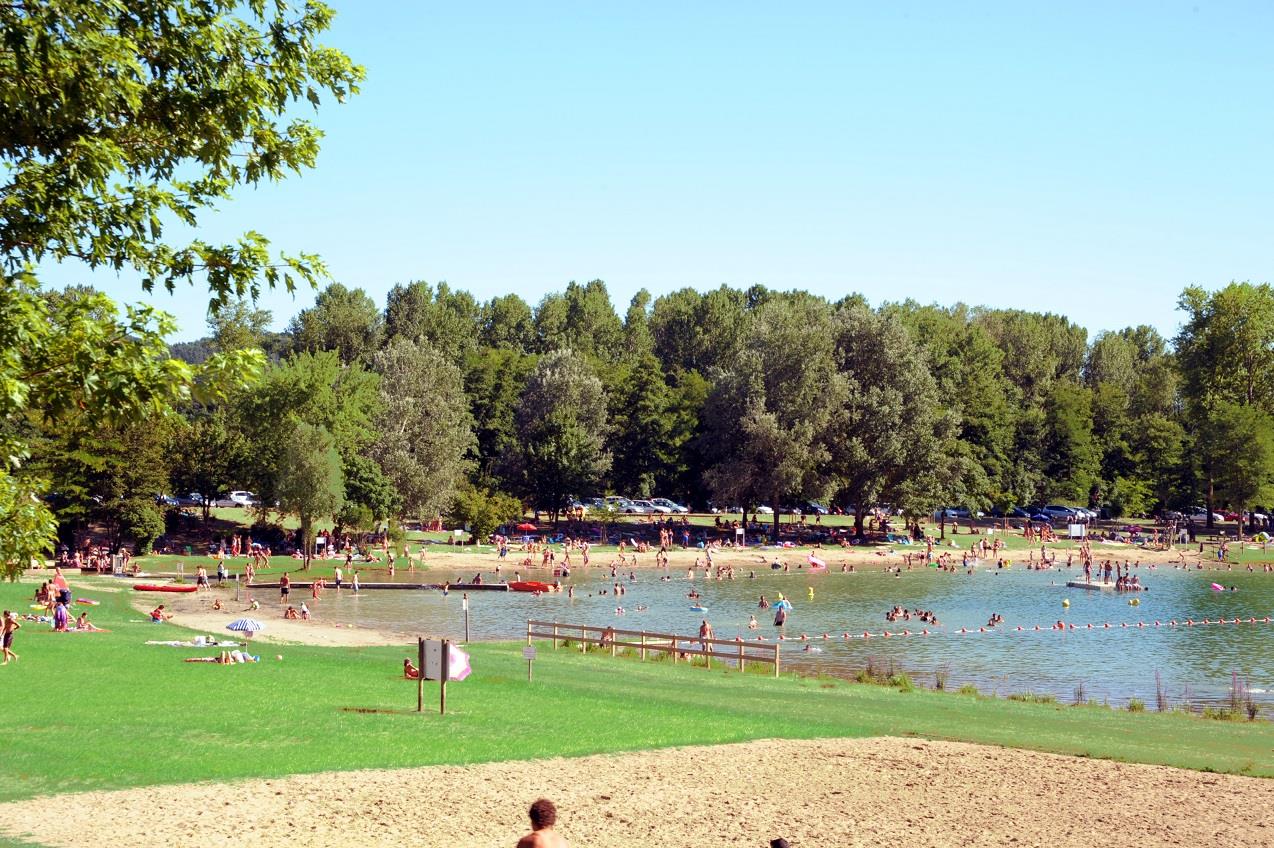 Baden Domaine Du Lac De Champos - St Donat Drome Des Collines