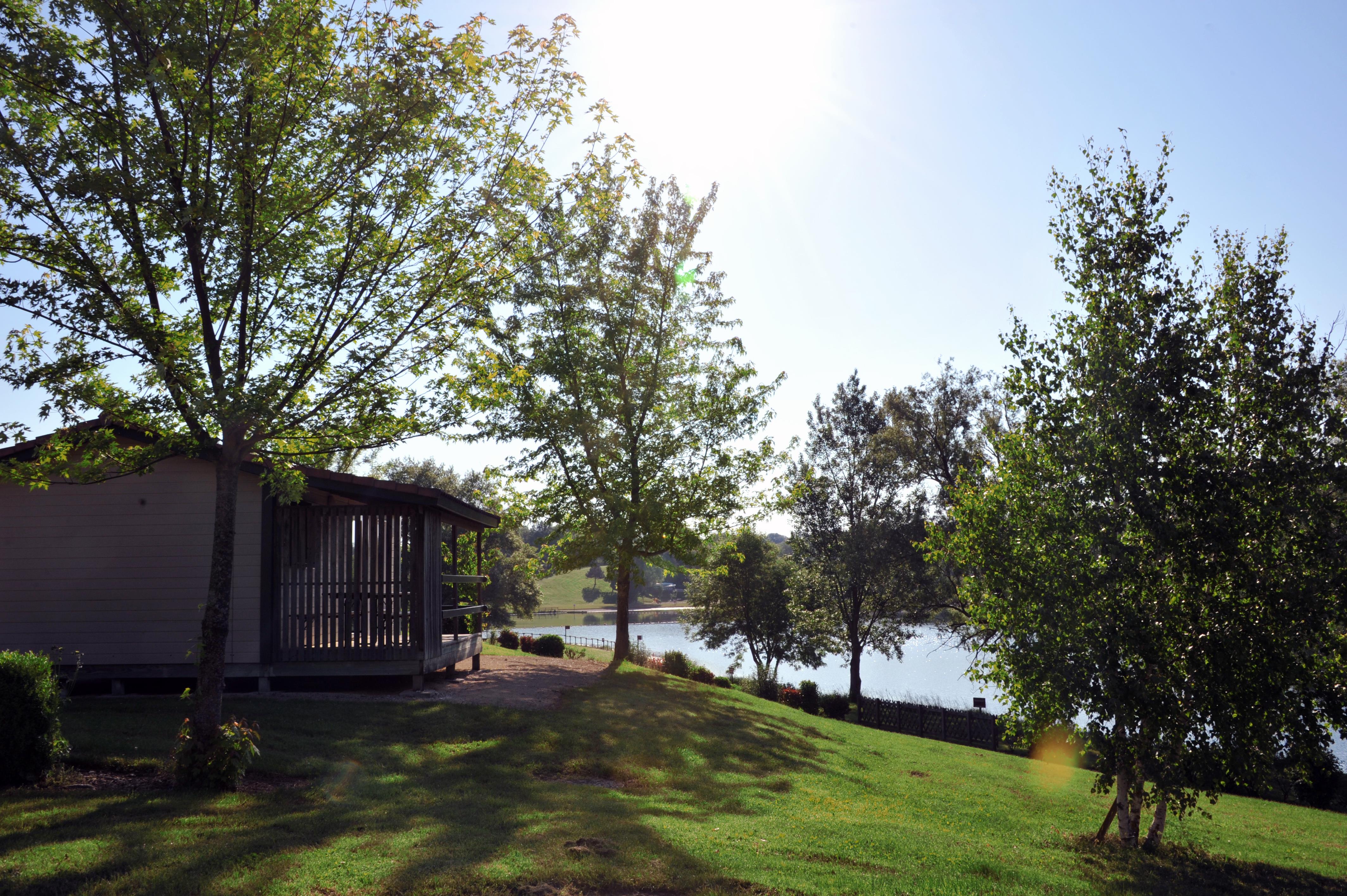 Location - Chalet Mimosa - Domaine du Lac de Champos