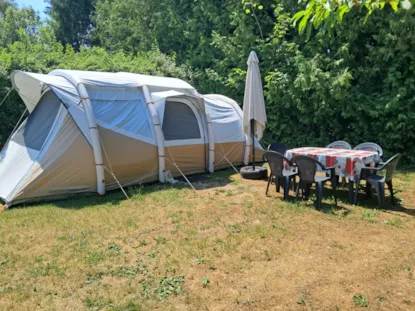 Tenda Attrezzata Per 4 Persone