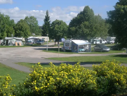 Camping Le Champ de Mars - Camping2Be