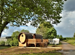 Accommodation - Welcoming Barrel - Camping Le Champ de Mars