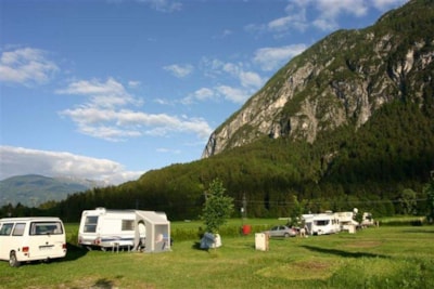 Pitch caravan or motor home Confort without electricity
