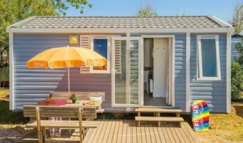 Mietunterkunft - Mobilheim  Classic - 20 M² - 2 Schlafzimmer - Einzelterrasse - Camping Marvilla Parks - Domaine La Yole