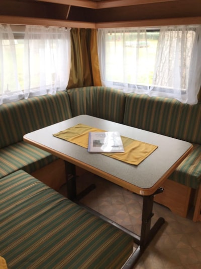 Rental Caravan for Dog Owners „Knaus Südwind 530 TK“ — 3