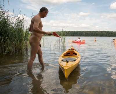 Flat rate for those travelling by canoe or kayak — 3