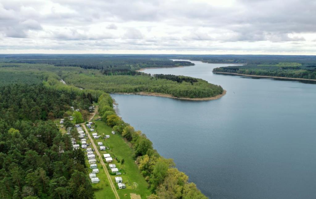 Location - Caravane De Location „Knaus Südwind 530 Tk“ - FKK Campingplatz am Rätzsee