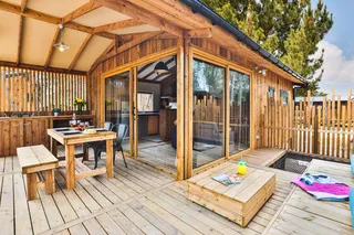 Mietunterkunft - Cocoon Lodge 4 Personen – 35 M² – 2 Schlafzimmer - Camping Le Petit Rocher****