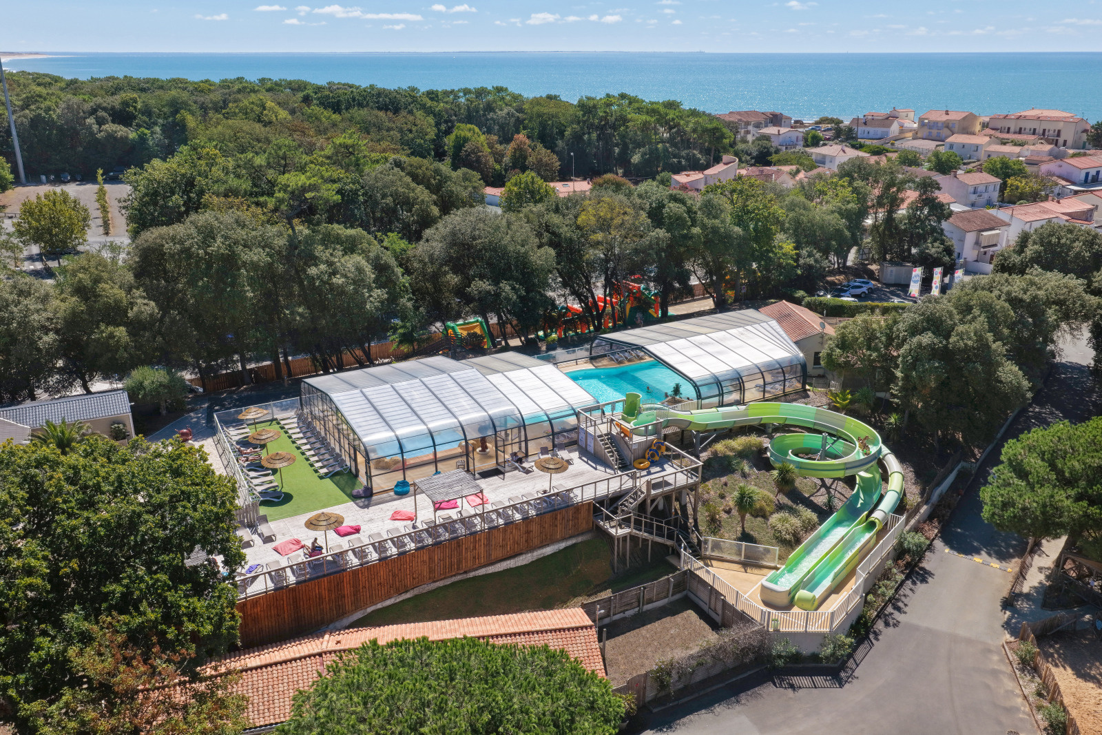 Camping Le Petit Rocher****