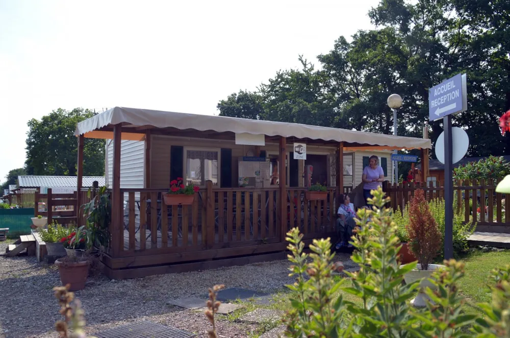 Camping La Croix du Bois Sacker