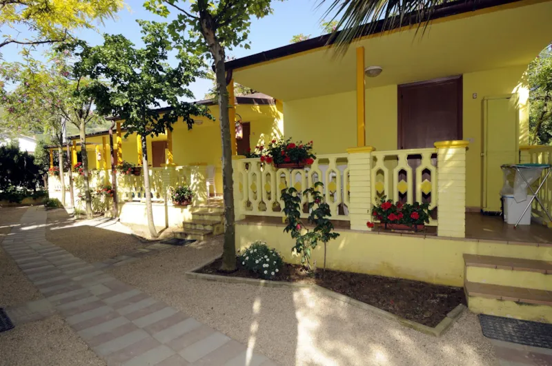 Bungalow En Dur - Une Pièce