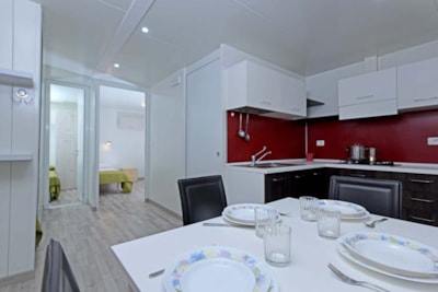 Mobile-home 4 bedrooms adapted to the people with reduced mobility