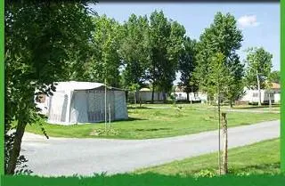 Stellplatz - Stellplatz + 1 Fahrzeug - Camping Les Cercelles