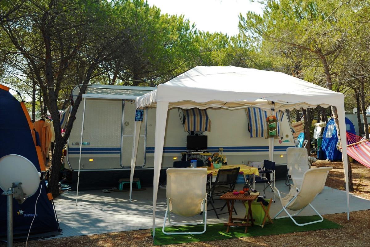 Emplacement - Emplacement Caravane / Tente >5 M - Camping Pedra e Cupa