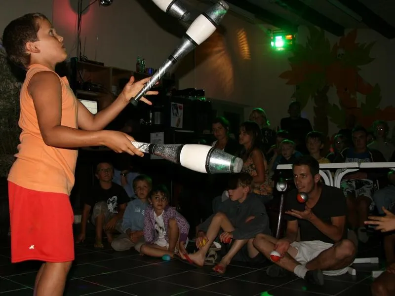 Camping La Pinède en Provence