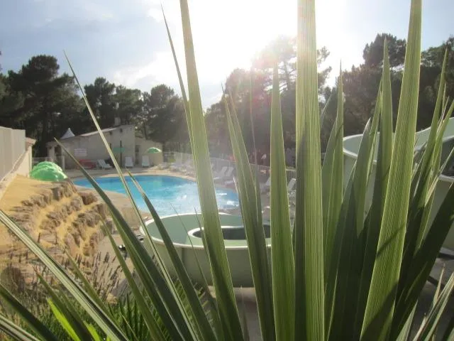 Camping La Pinède en Provence